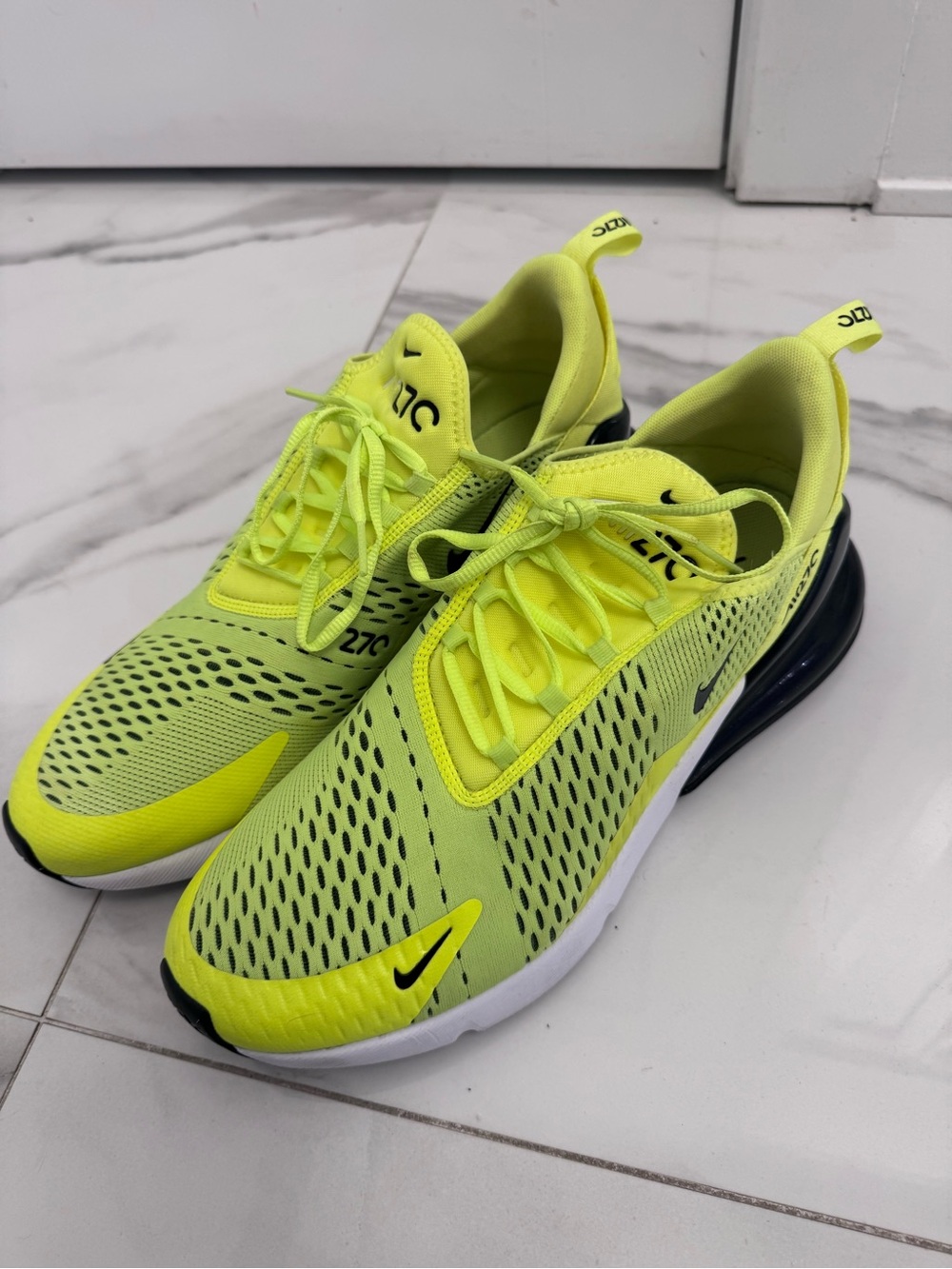 Nike Men’s Air Max 270 React Neon Yellow/Black Running Sneakers